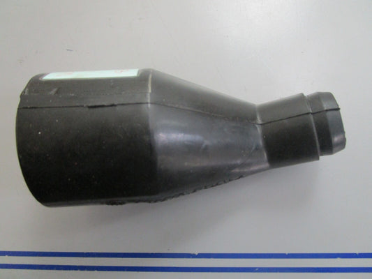 *NEW OEM* 0810 Volvo Penta Hose 856266