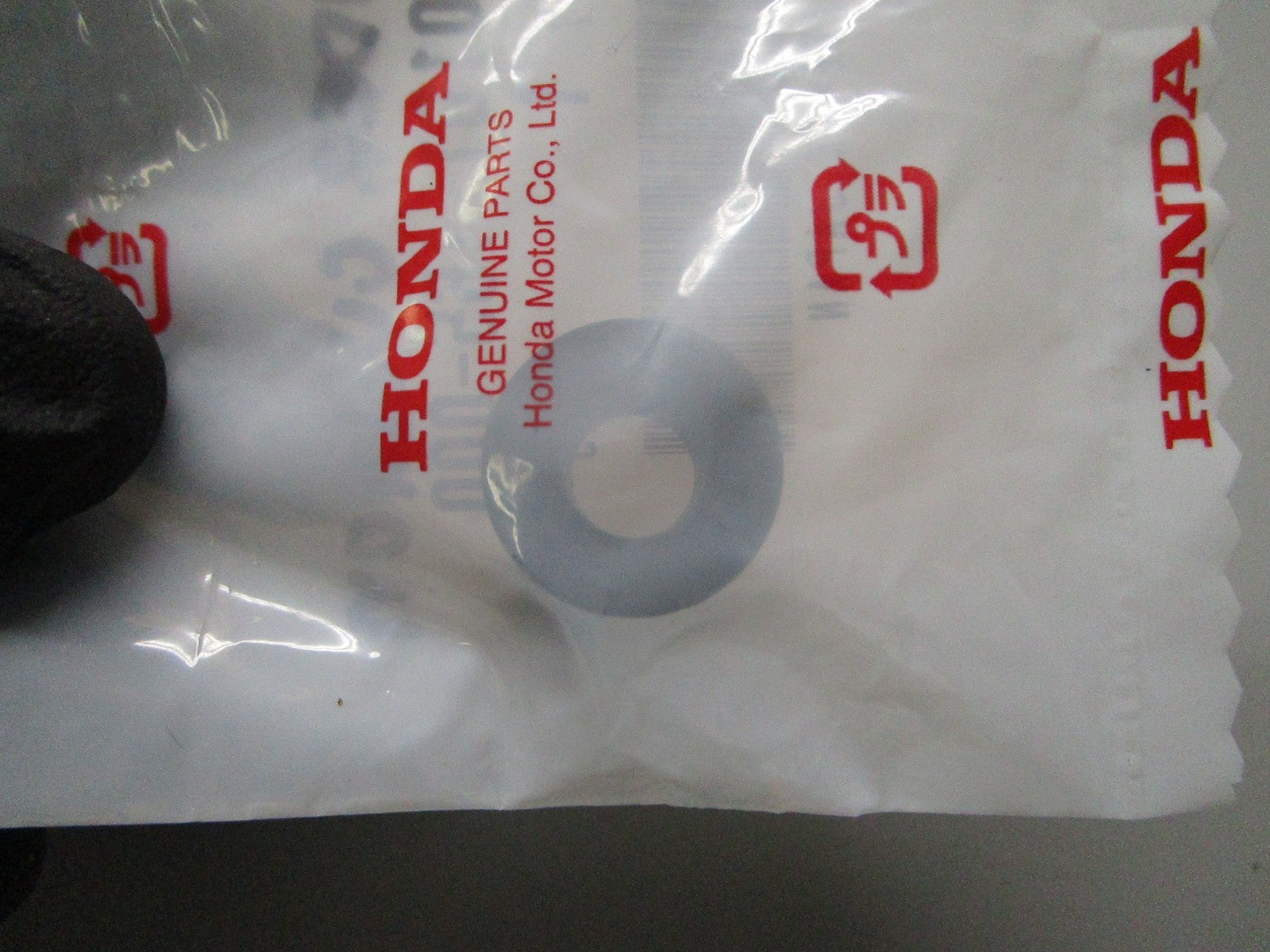 *NEW OEM* 0810 Honda Fender Cushion 80101-165-000