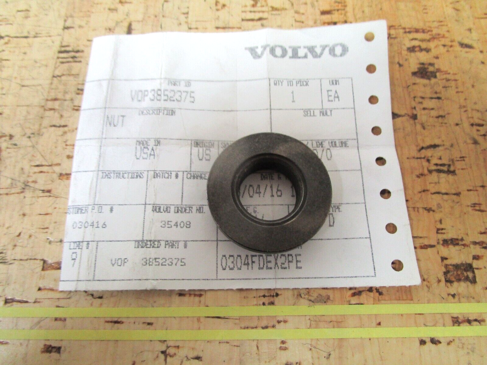 *NEW OEM* 0750 Volvo Penta NUT 3852375