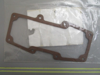*NEW OEM* 0820 OMC Johnson Evinrude Gasket 3853574