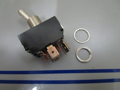 *NEW OEM* 0810 Mercury Quicksilver Toggle Switch 87-MTM15302