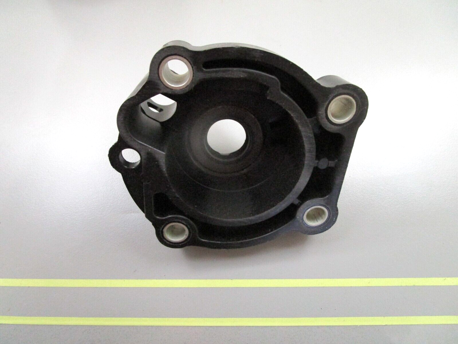 *NEW OEM* 0750 OMC Johnson Evinrude IMPELLER HOUSING 390159 0390159