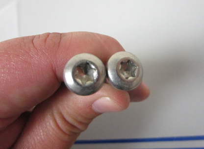 *NEW OEM* (LOT OF 2) 0810 OMC Johnson Evinrude Screw 337417 0337417