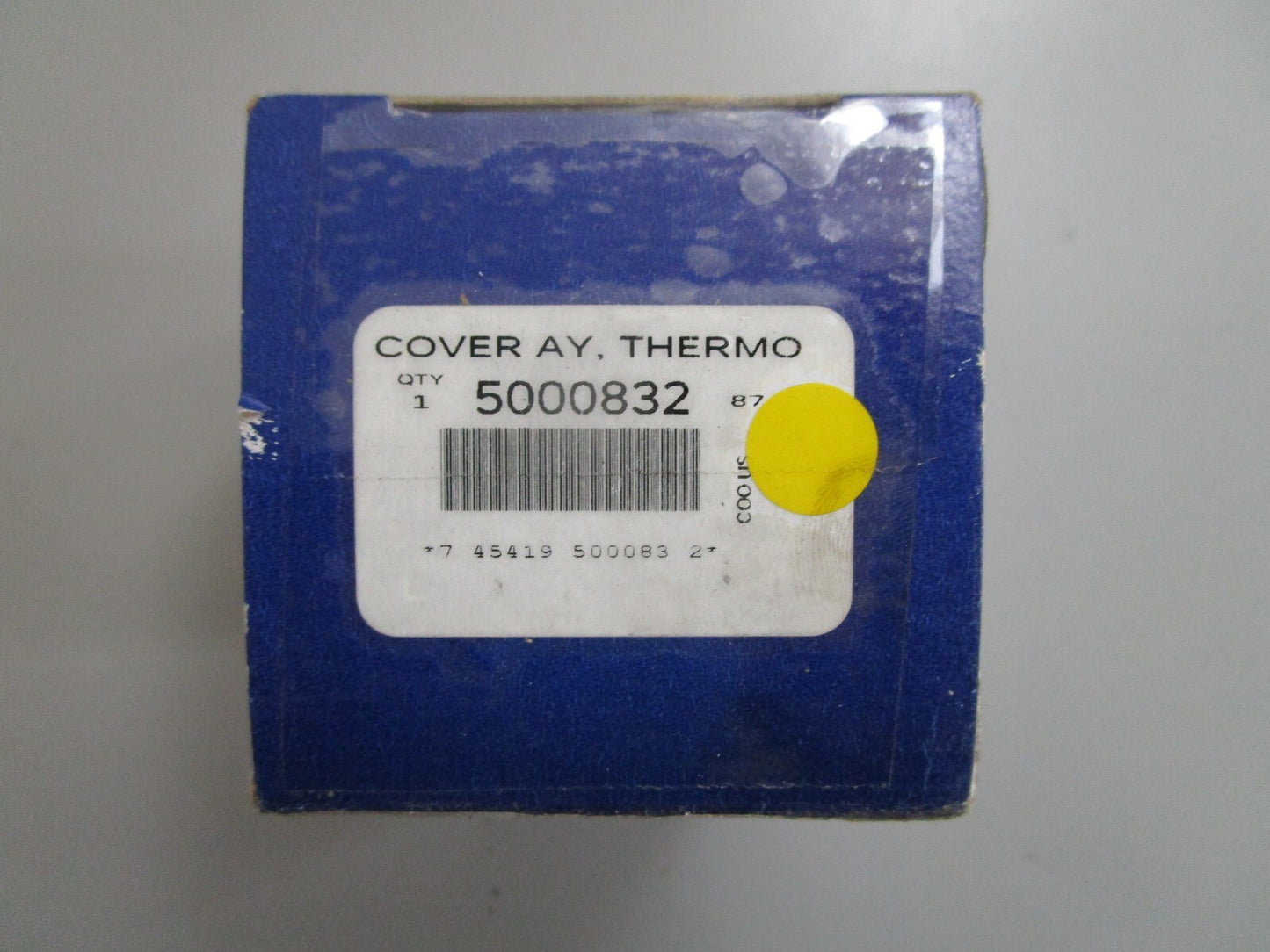 *NEW OEM* 0820 OMC Johnson Evinrude Thermostat Cover Ay 5000832