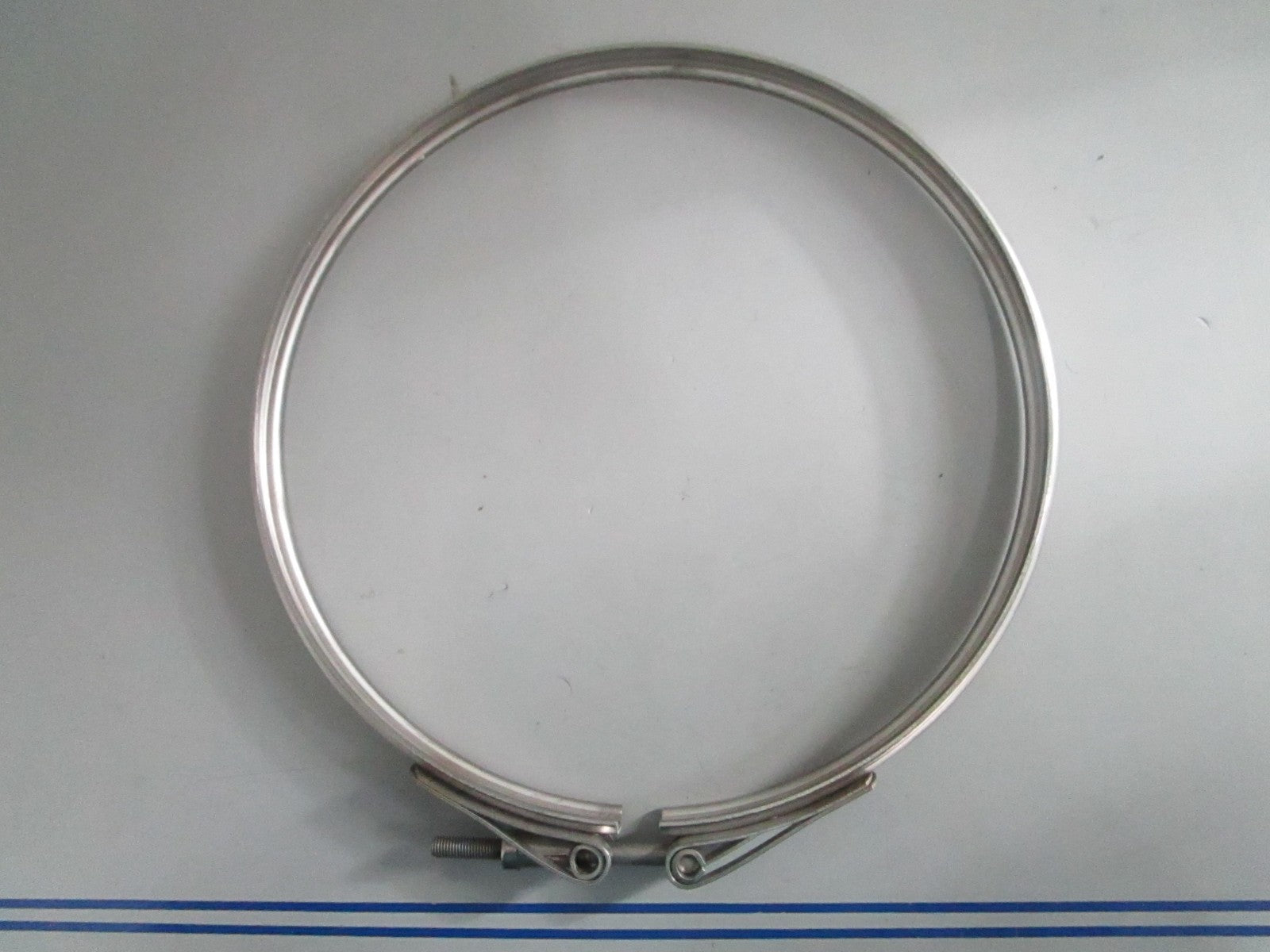 NEW OEM Cummins 3532045 V-Band Clamp 0820