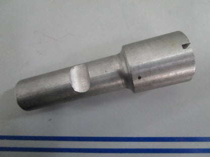 *NEW OEM* 0820 Volvo Penta Pivot Pin 850804