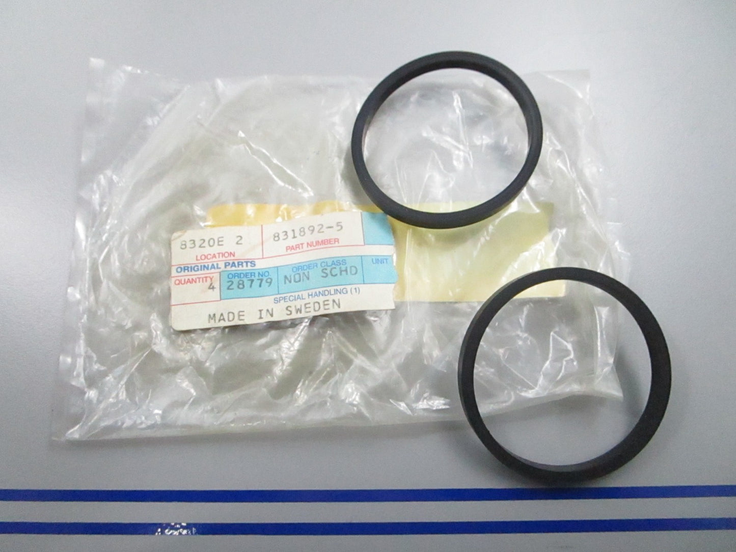 *NEW OEM* (LOT OF 2) 0810 Volvo Penta Seal Ring 831892