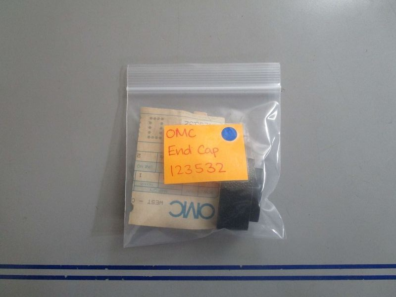 *NEW OEM* 0770 OMC Johnson Evinrude End Cap 123532 0123532