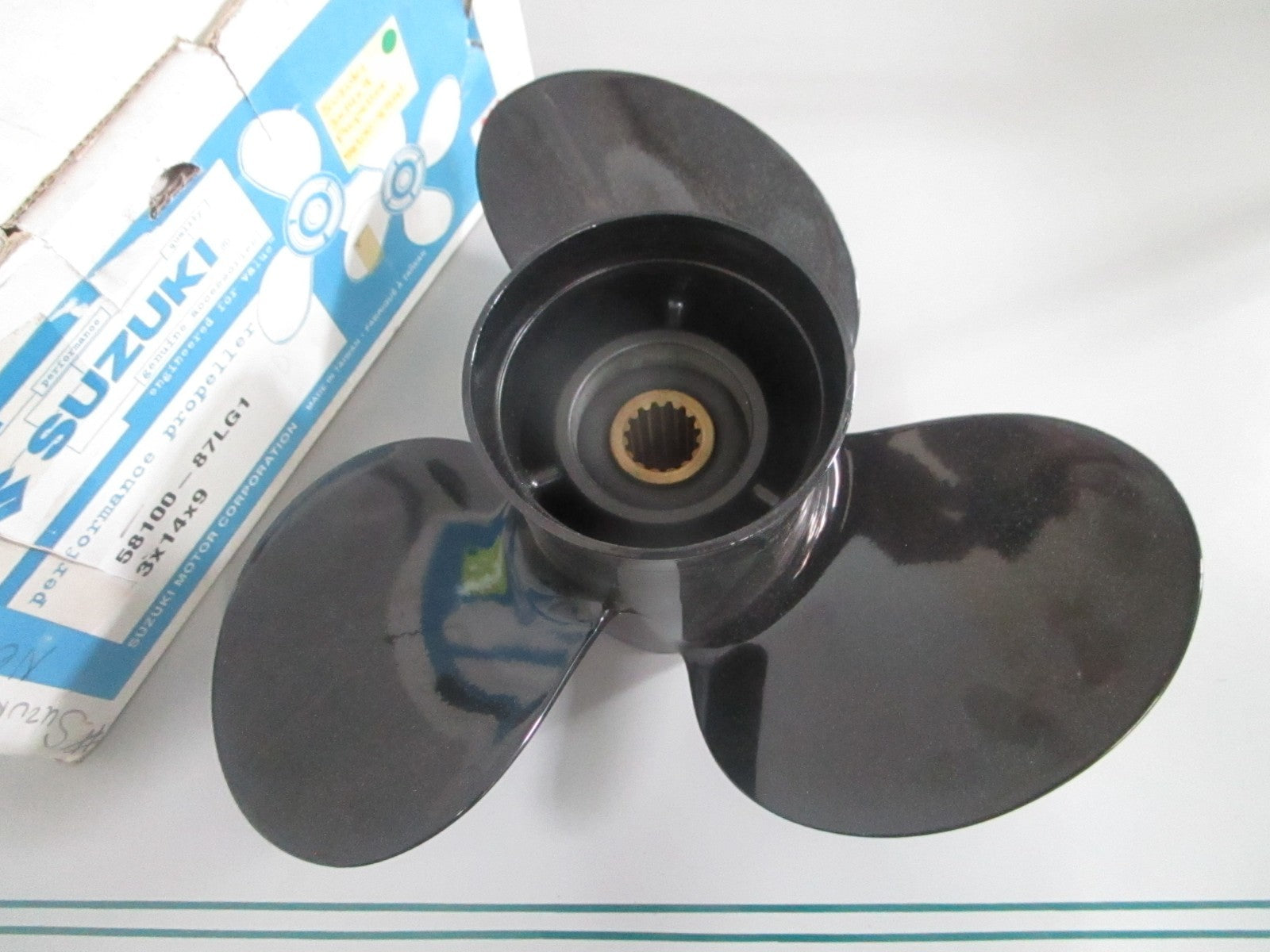 NEW OEM 58100-87LG1 Suzuki 3×14×9 Propeller 0820