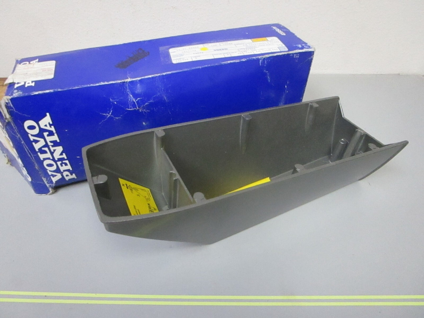 *NEW OEM* 0720 Volvo Penta Cover 3857148