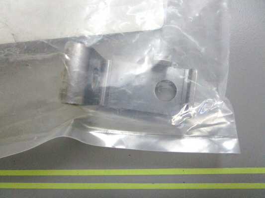 *NEW OEM* 0750 Yamaha FILTER BRACKET 6C5-24556-01-00