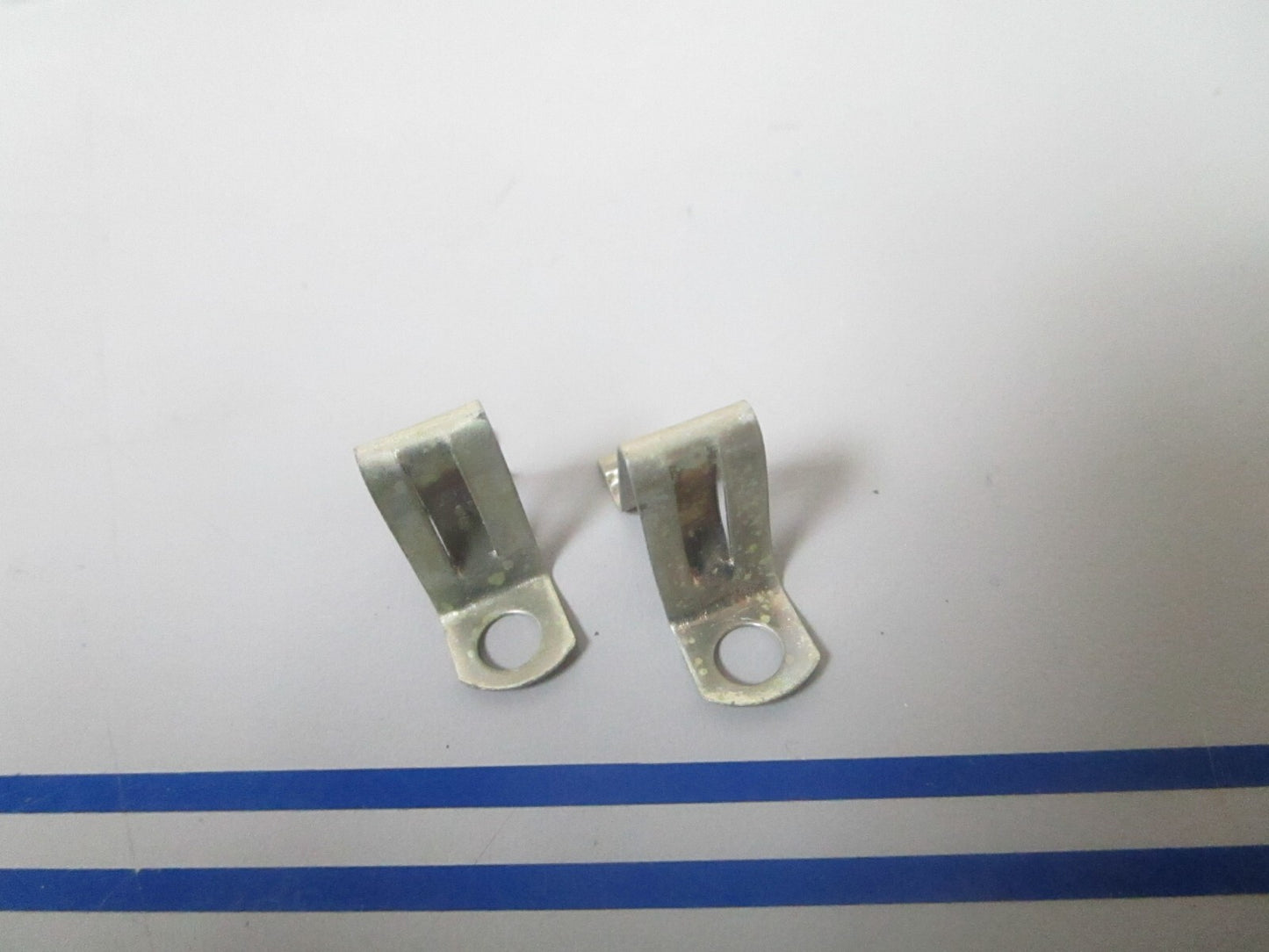*NEW OEM* (LOT OF 2) 0810 OMC Johnson Evinrude Spring 510325 0510325