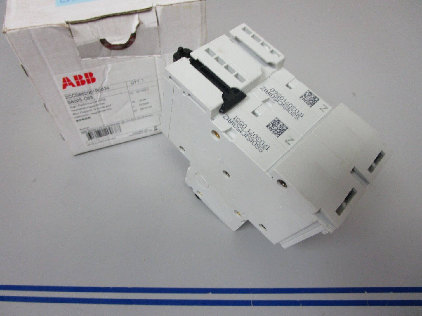 *NEW* 0720 ABB High Performance MCB S802S-C63