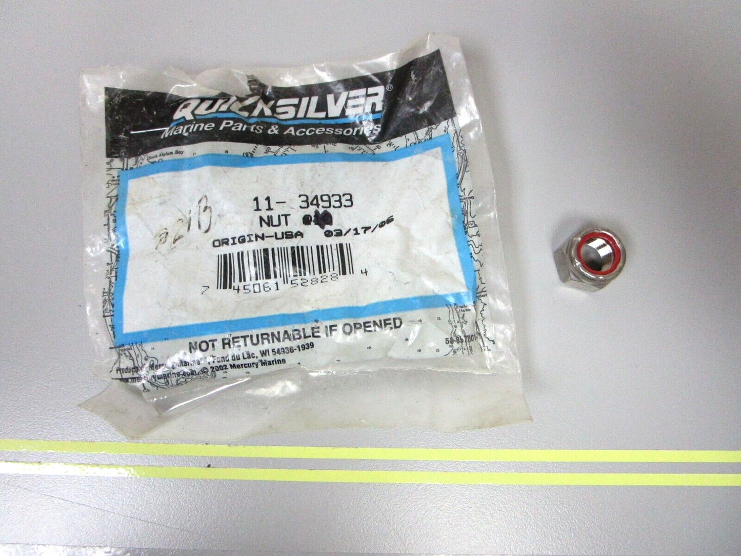*NEW OEM* 0750 Mercury Quicksilver  NUT 11-34933