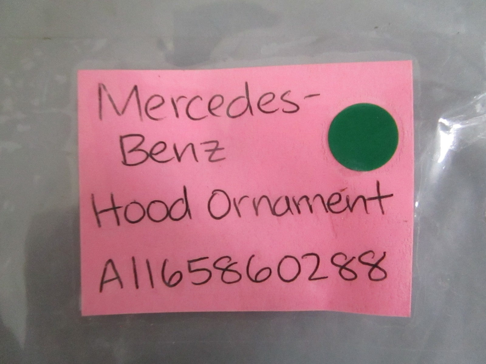 NEW OEM A1165860288 Mercedes-Benz Hood Ornament 0820