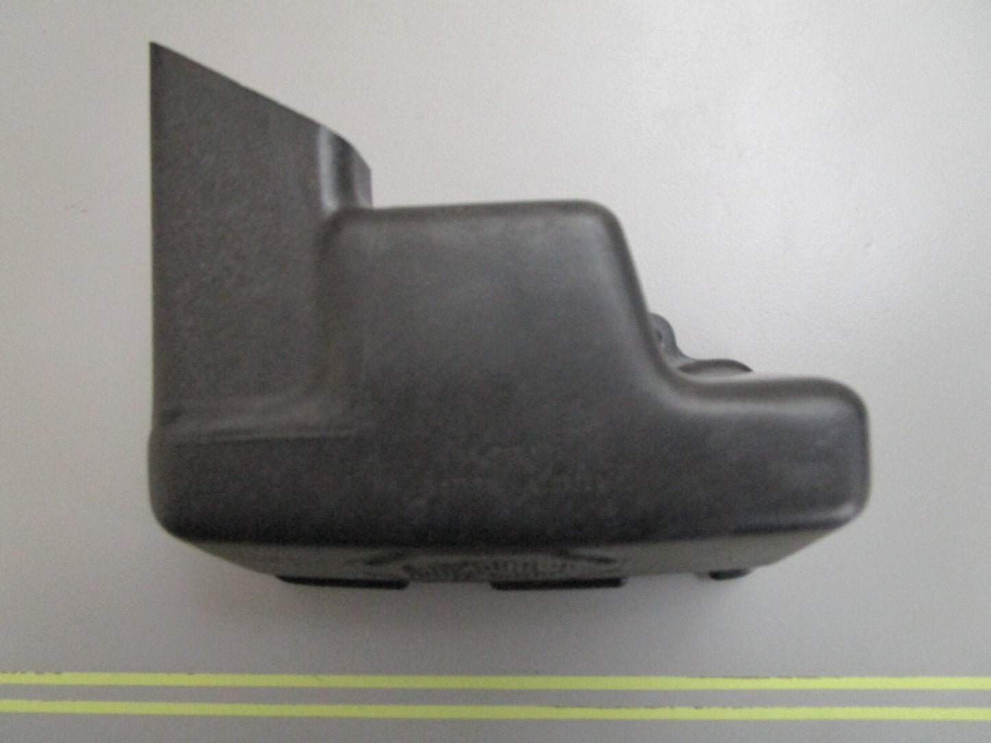 *NEW OEM* 0820 OMC Johnson Evinrude Air Silencer Cover 326279 0326279