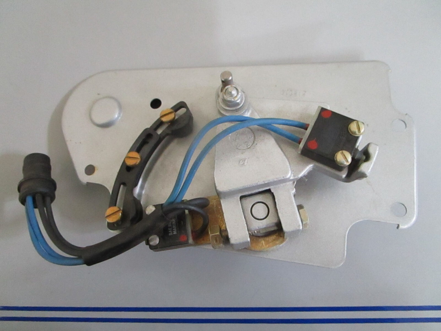 *NEW OEM* 0820 OMC Johnson Evinrude Housing Cover 982761 982762 982763