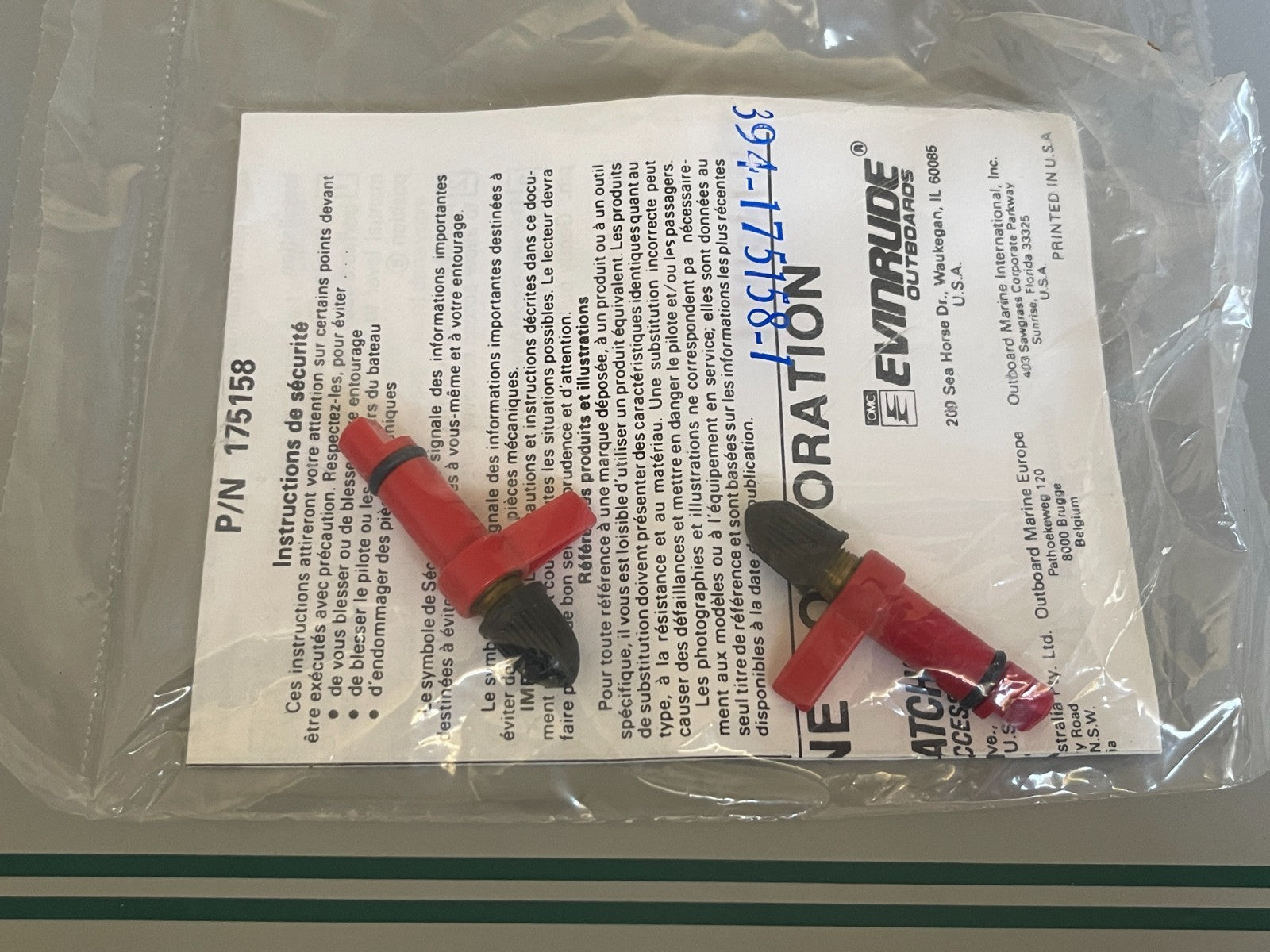 NEW OEM (LOT OF 2) 175158 0175158 OMC Johnson Evinrude Valve Kit 0810