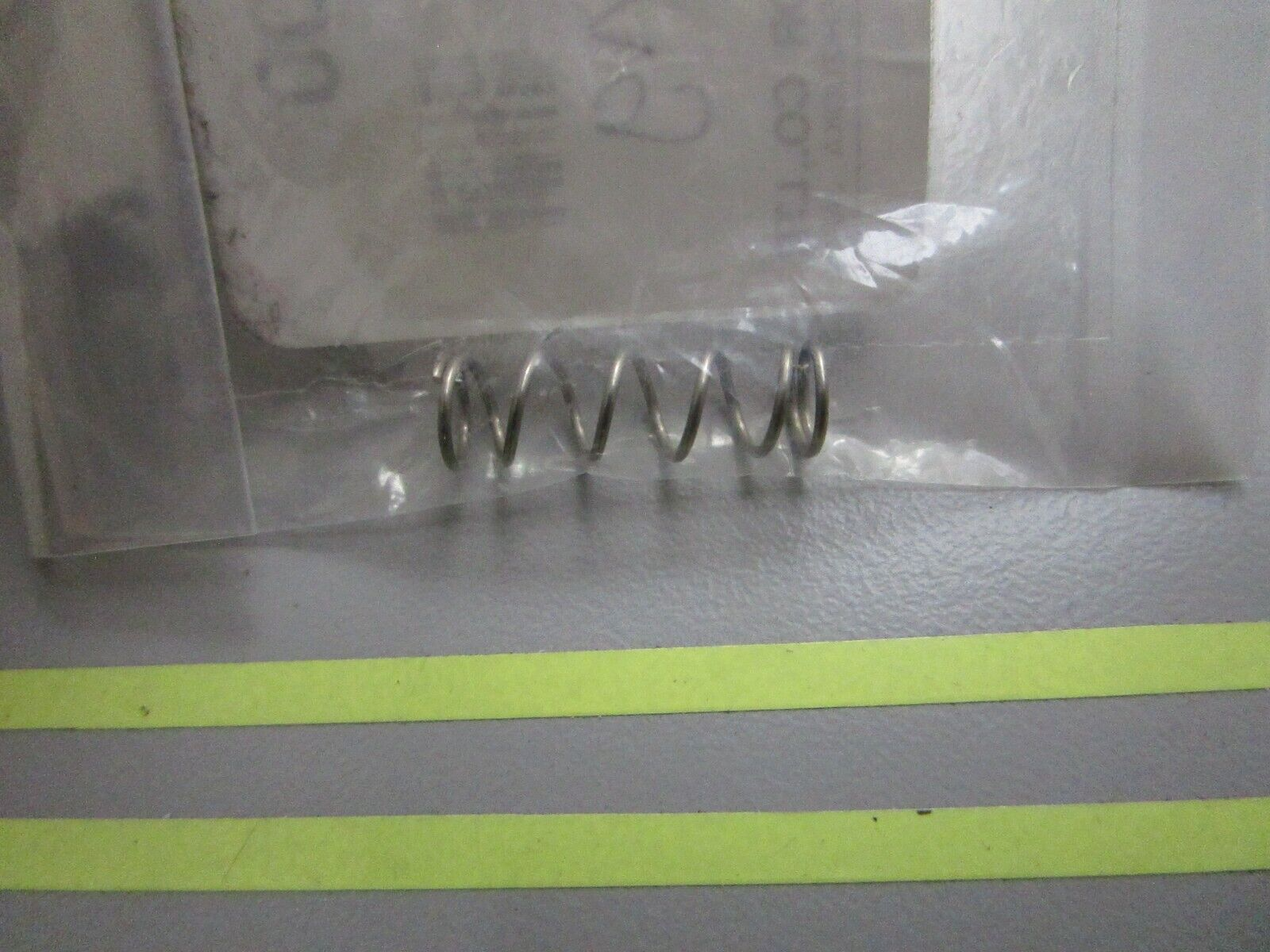 *NEW OEM* 0810 Yamaha Spring 30X-14334-00