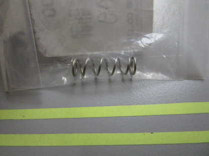 *NEW OEM* 0810 Yamaha Spring 30X-14334-00