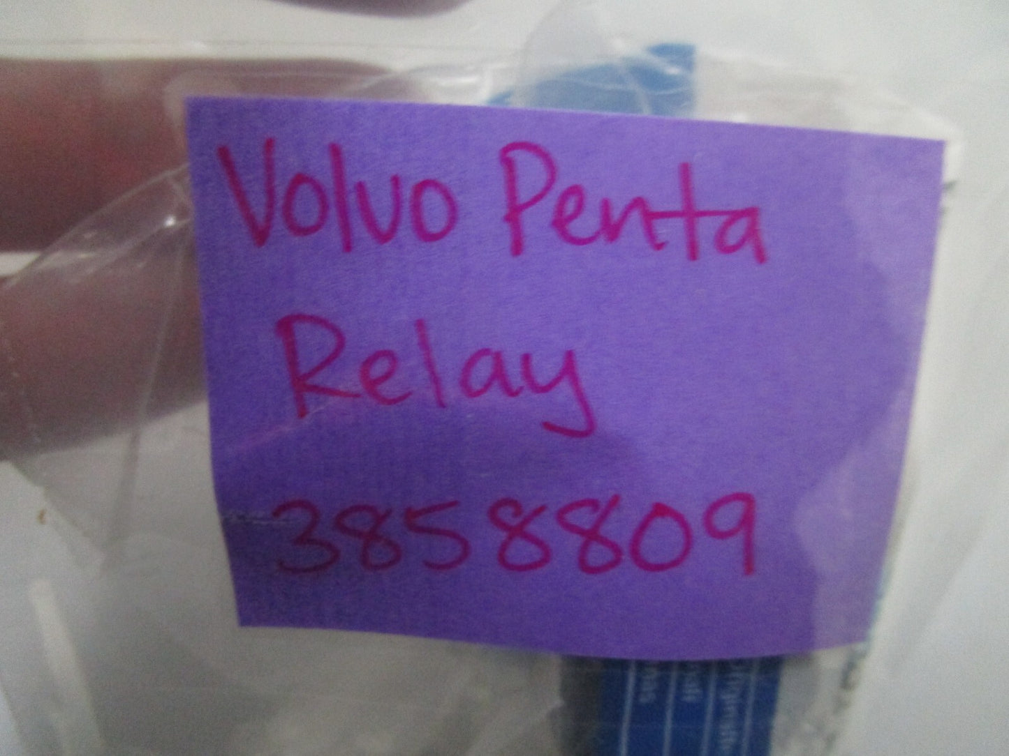 *NEW OEM* 0750 Volvo Penta RELAY 3858809