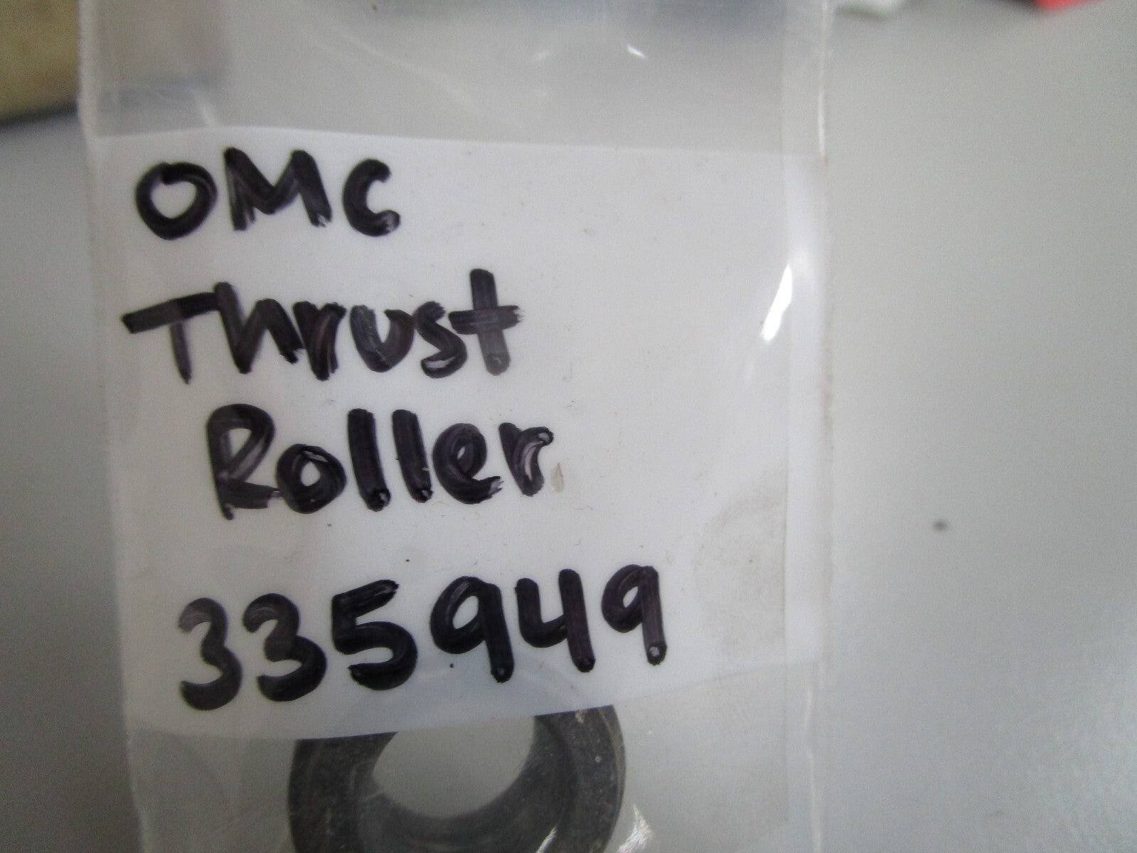 *NEW OEM* 0810 OMC Johnson Evinrude Thrust Roller 335949 0335949