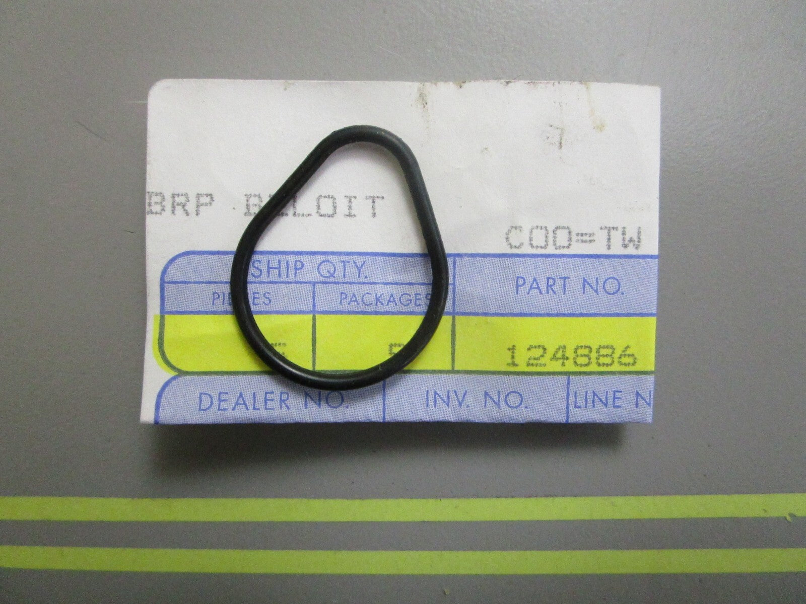 *NEW OEM* 0810 OMC Johnson Evinrude Seal 124886 0124886