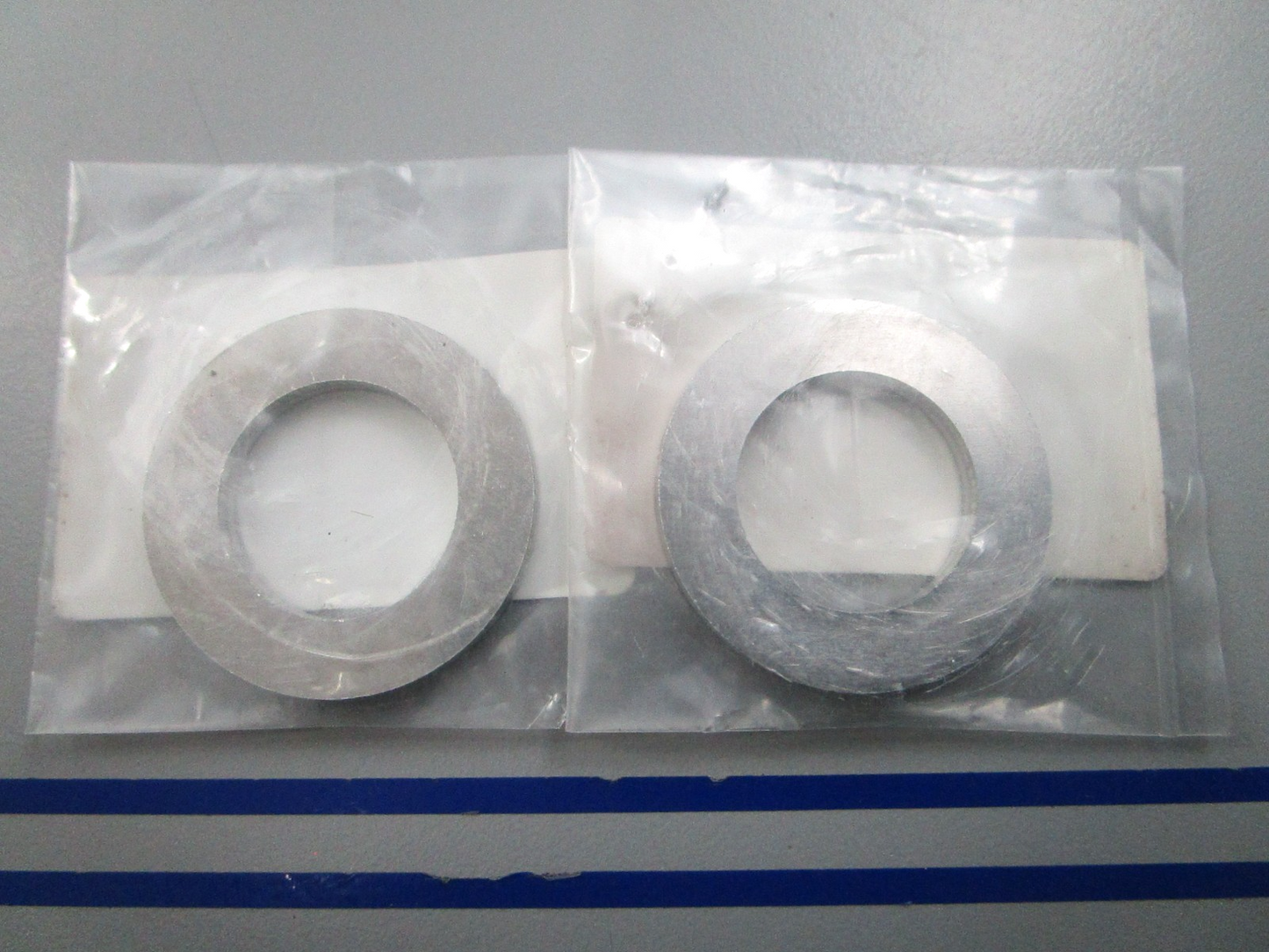 NEW OEM (LOT OF 2) 3R0-61335-0 3R0613350 Tohatsu Upper Lock Plate 0810