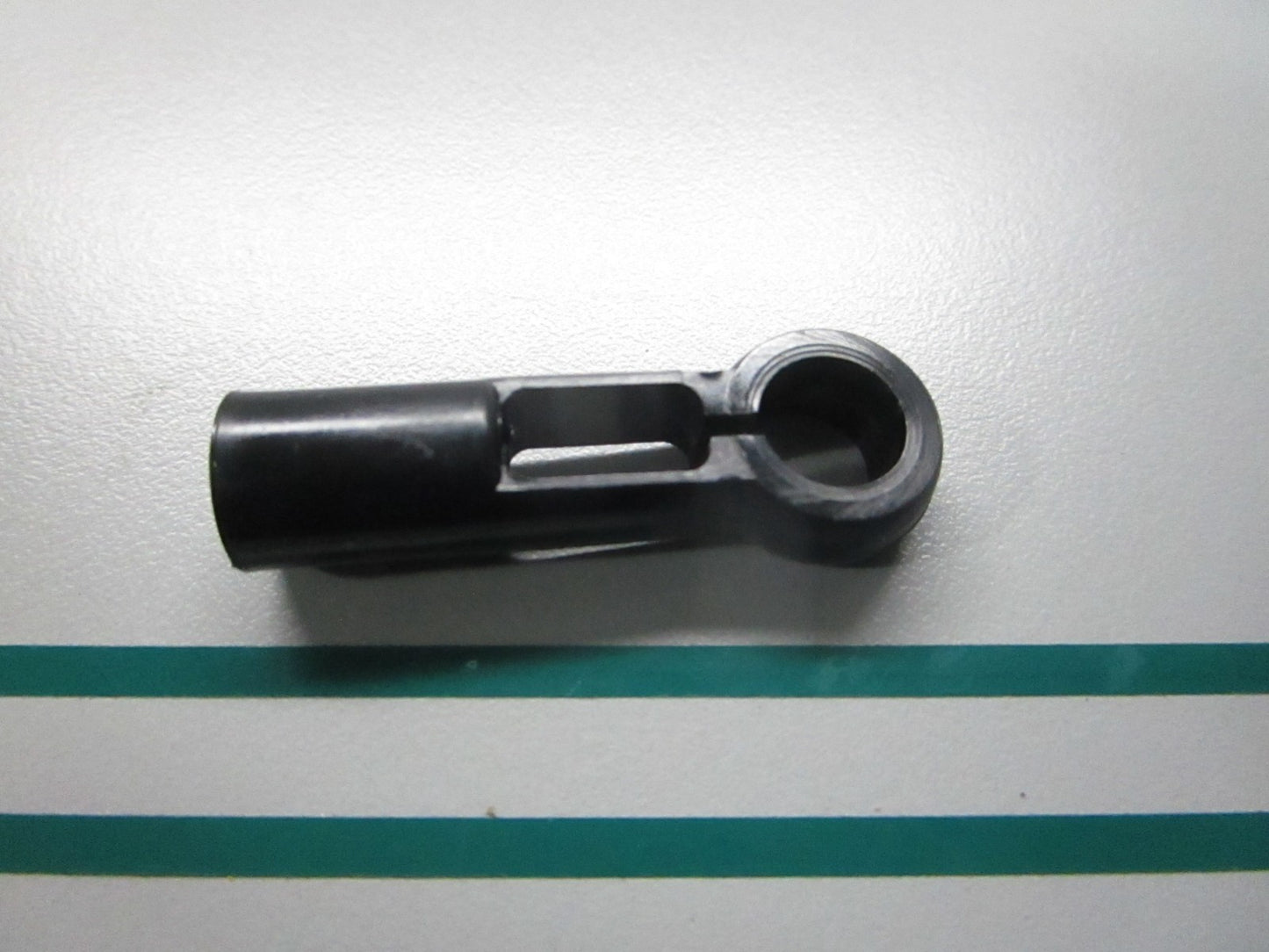 NEW OEM 67466-95200 Suzuki Cable Connector 0810