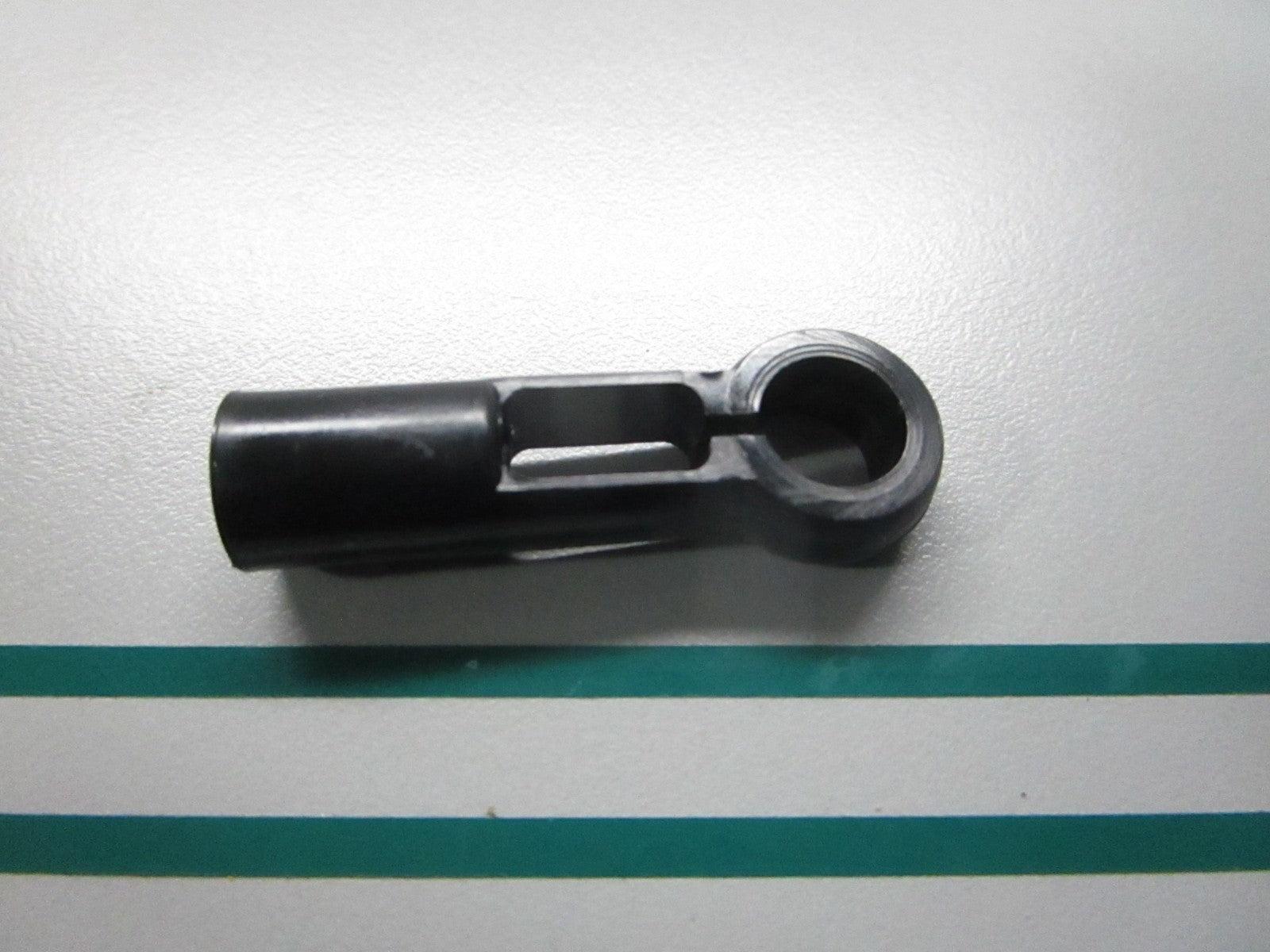 NEW OEM 67466-95200 Suzuki Cable Connector 0810