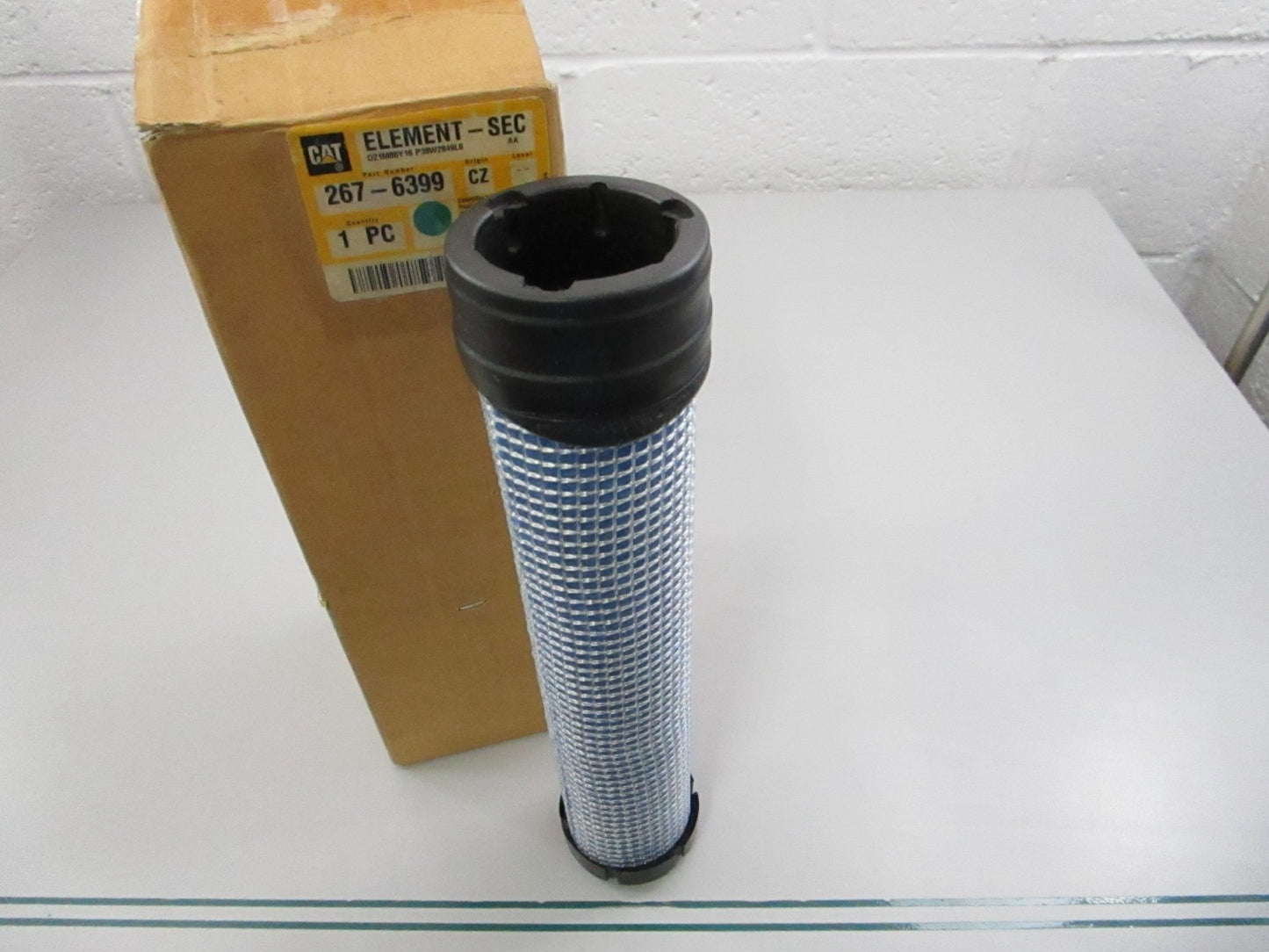 CAT Caterpillar NEW OEM Air Filter Element Assy 267-6399 302.5C 0810