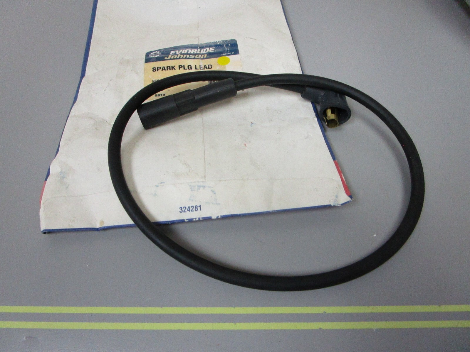 *NEW OEM* 0810 OMC Johnson Evinrude Spark Plug Lead 984633 0984633