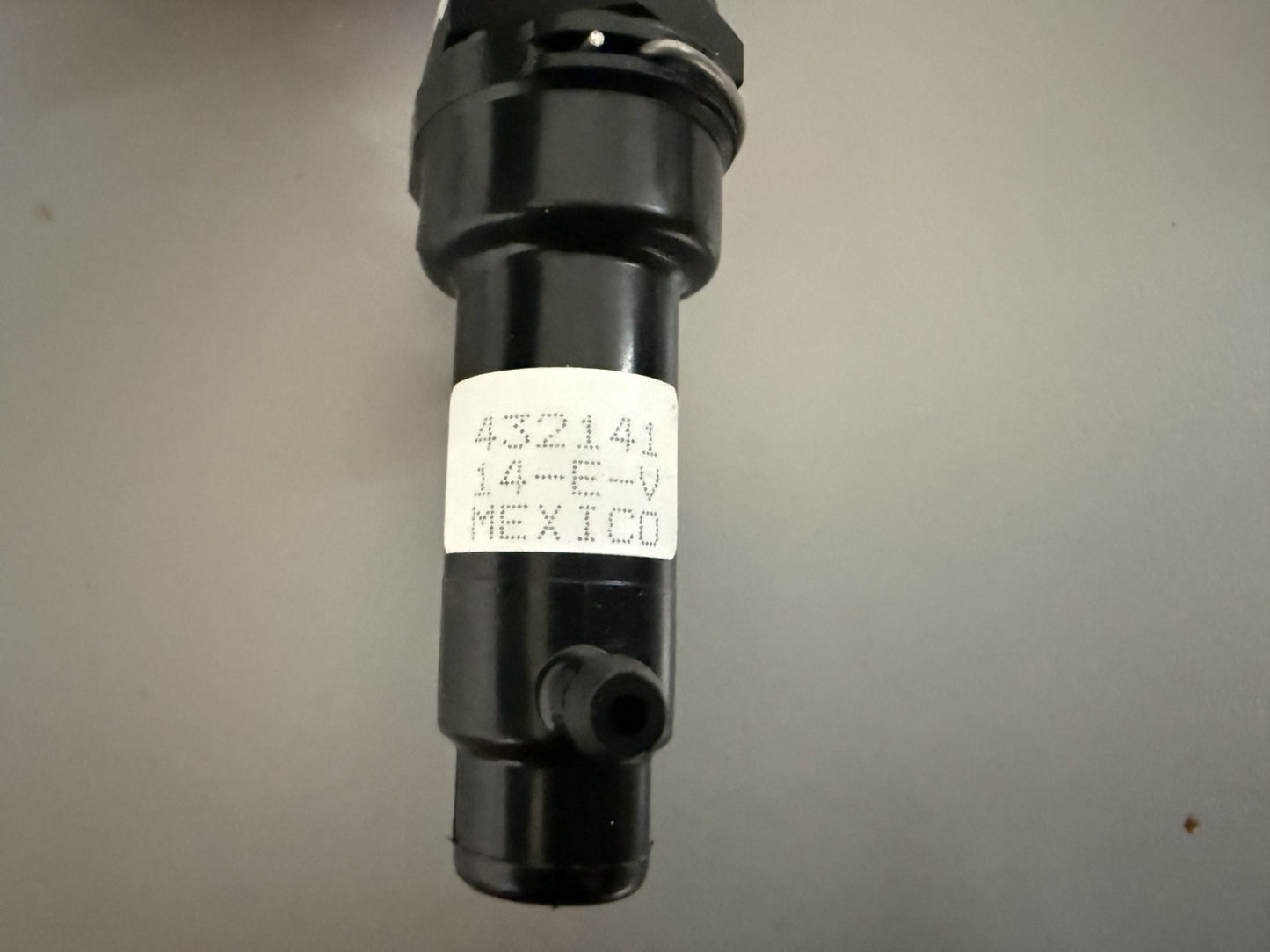 NEW OEM 432141 0432141 OMC Johnson Evinrude Primer Pump Assy 0820