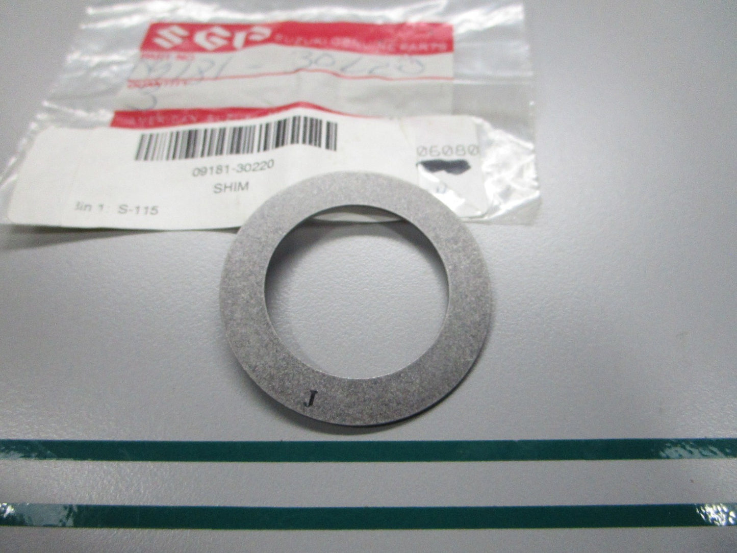 NEW OEM 09181-30220 Suzuki (T:0.9mm ) Shim 0810