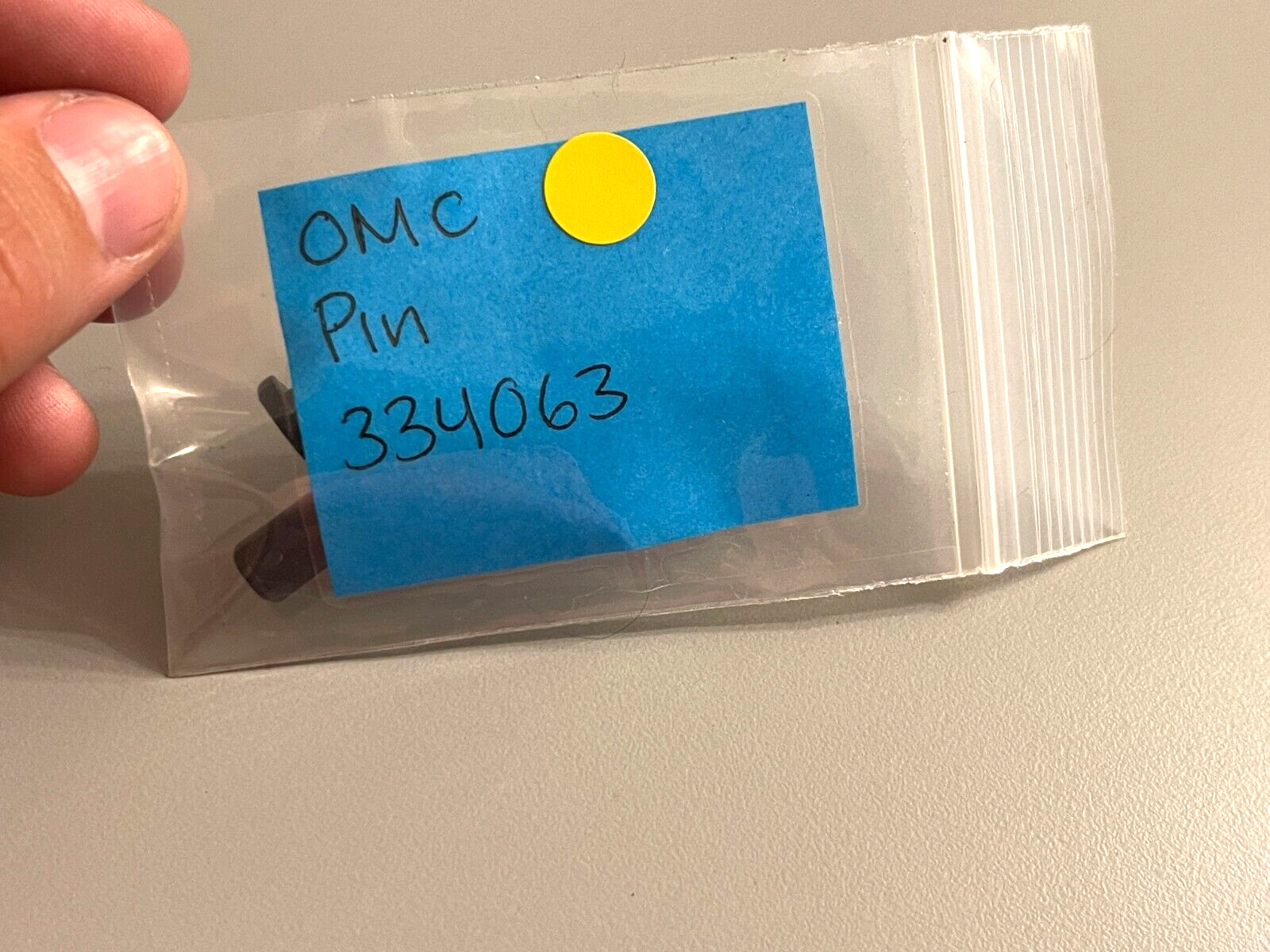 *NEW OEM* 0750 OMC Johnson Evinrude PIN 334063