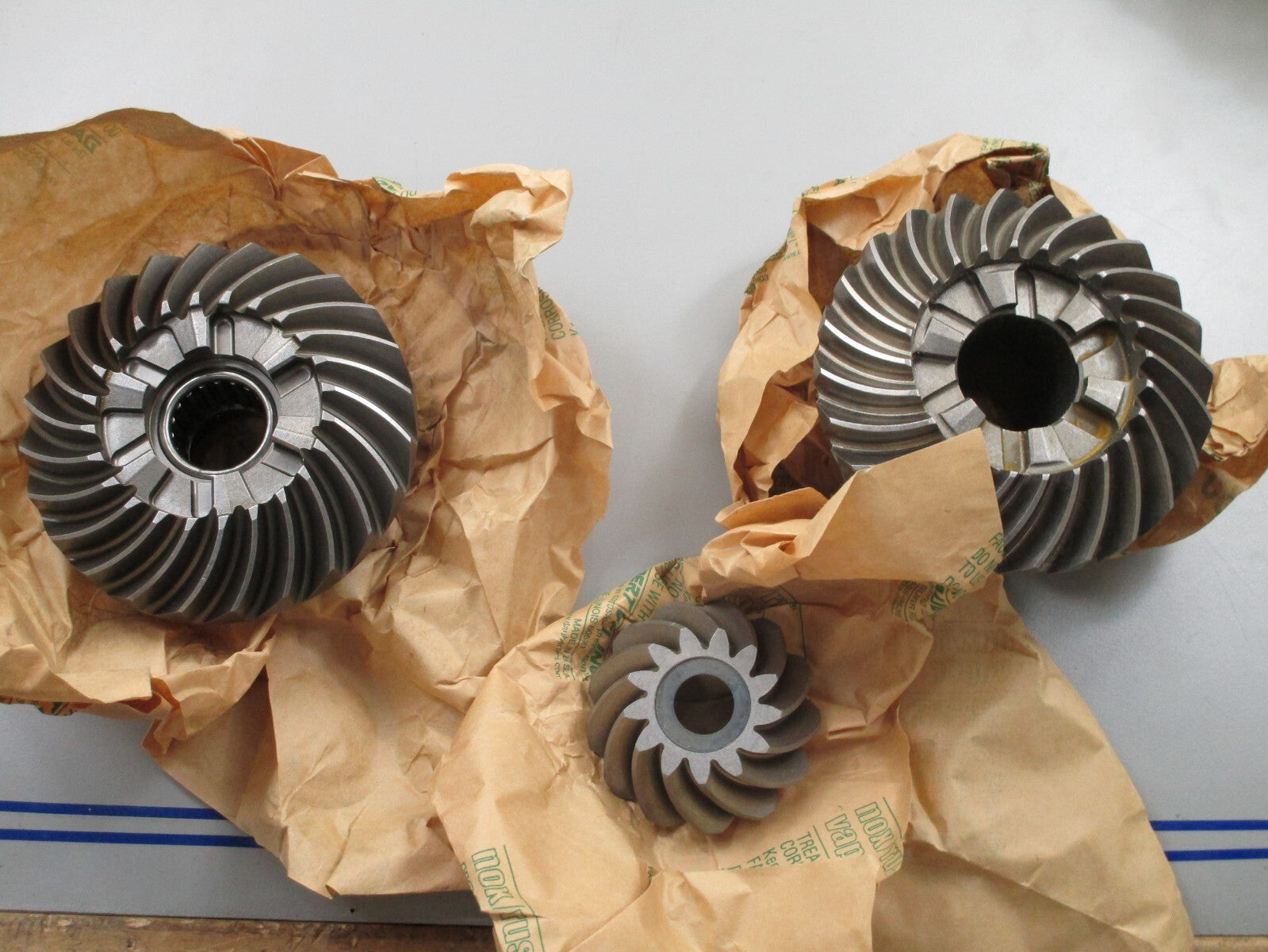 *NEW OEM* 0820 OMC Johnson Evinrude 02'-07' 150 175 200 225 250 Gear Set 5001586