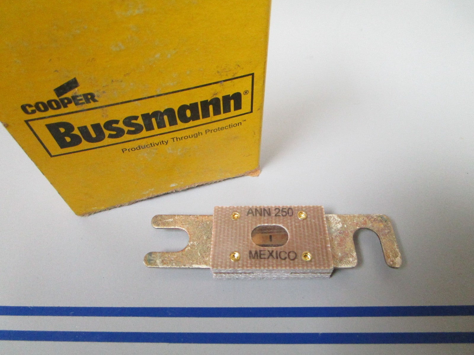 NEW OEM 1DC77 Bussman Ann-250 Fast Acting Limiter Fuse 0720