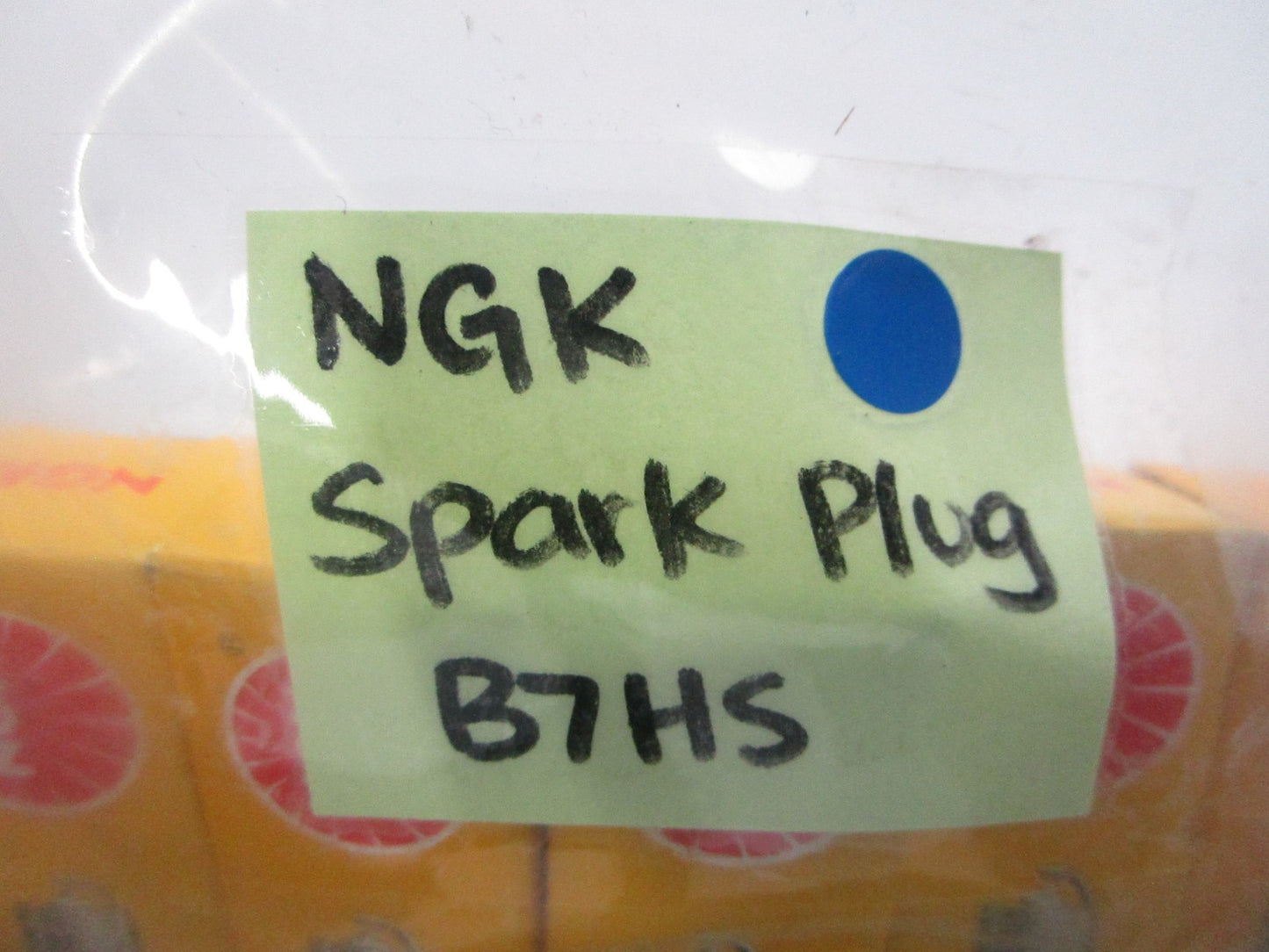*NEW* (LOT OF 5) 0810 NGK Spark Plug B7HS