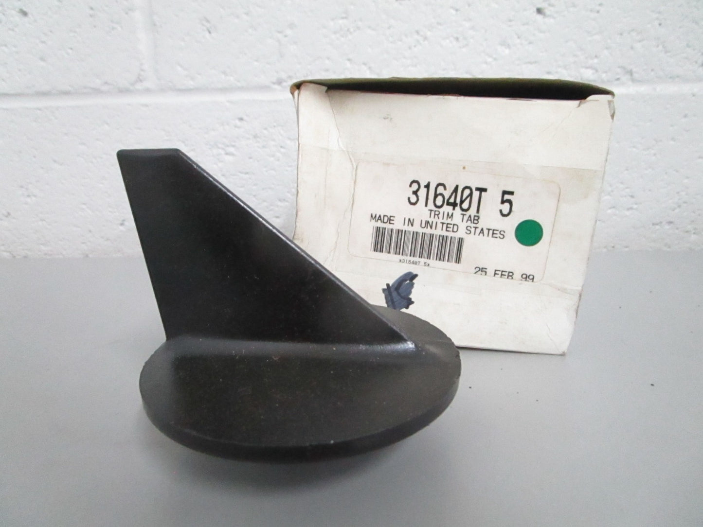 NEW OEM 31640T5 Mercury Quicksilver Trim Tab 0820