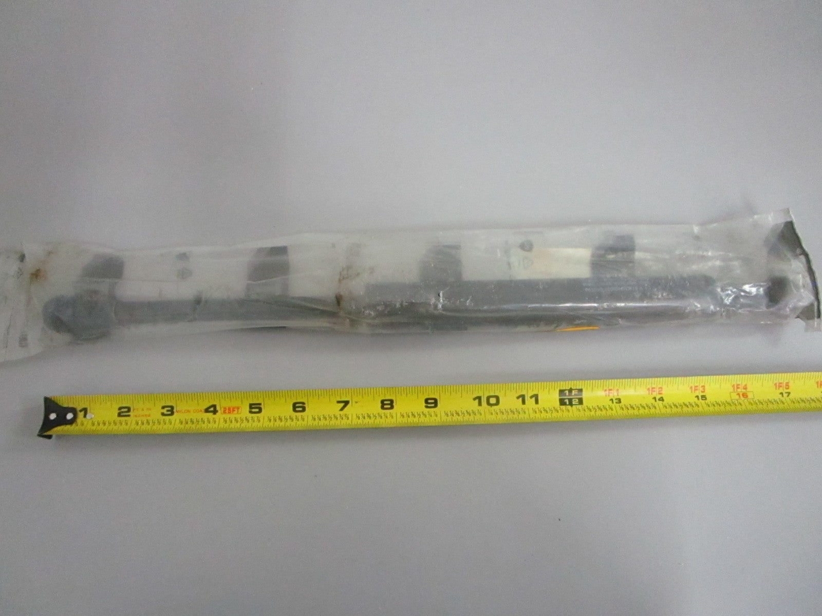 NEW OEM 275-8085 CAT Gas Spring 0820
