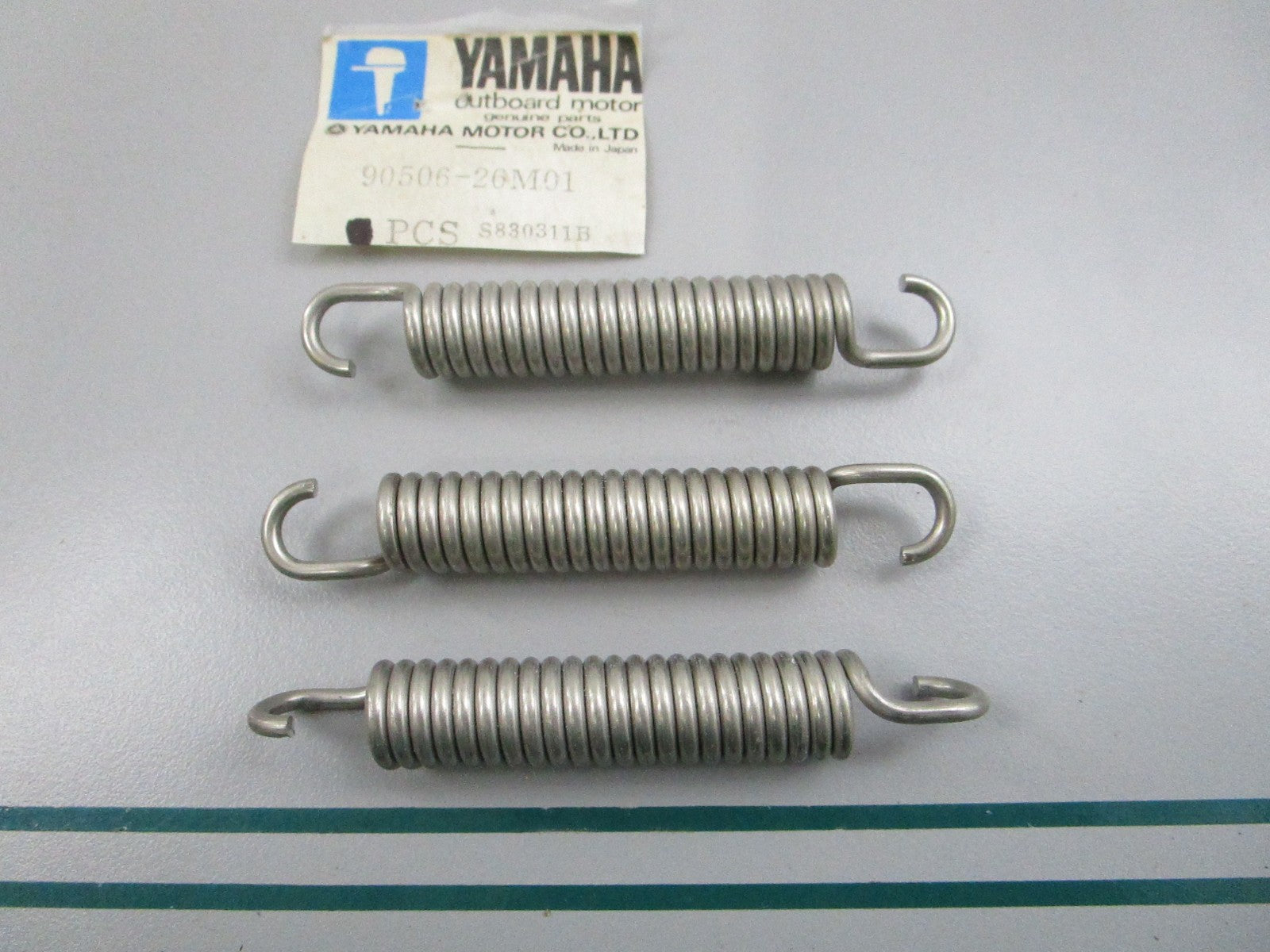 NEW OEM (LOT OF 3) 90506-26M01-00 Yamaha Spring 0810