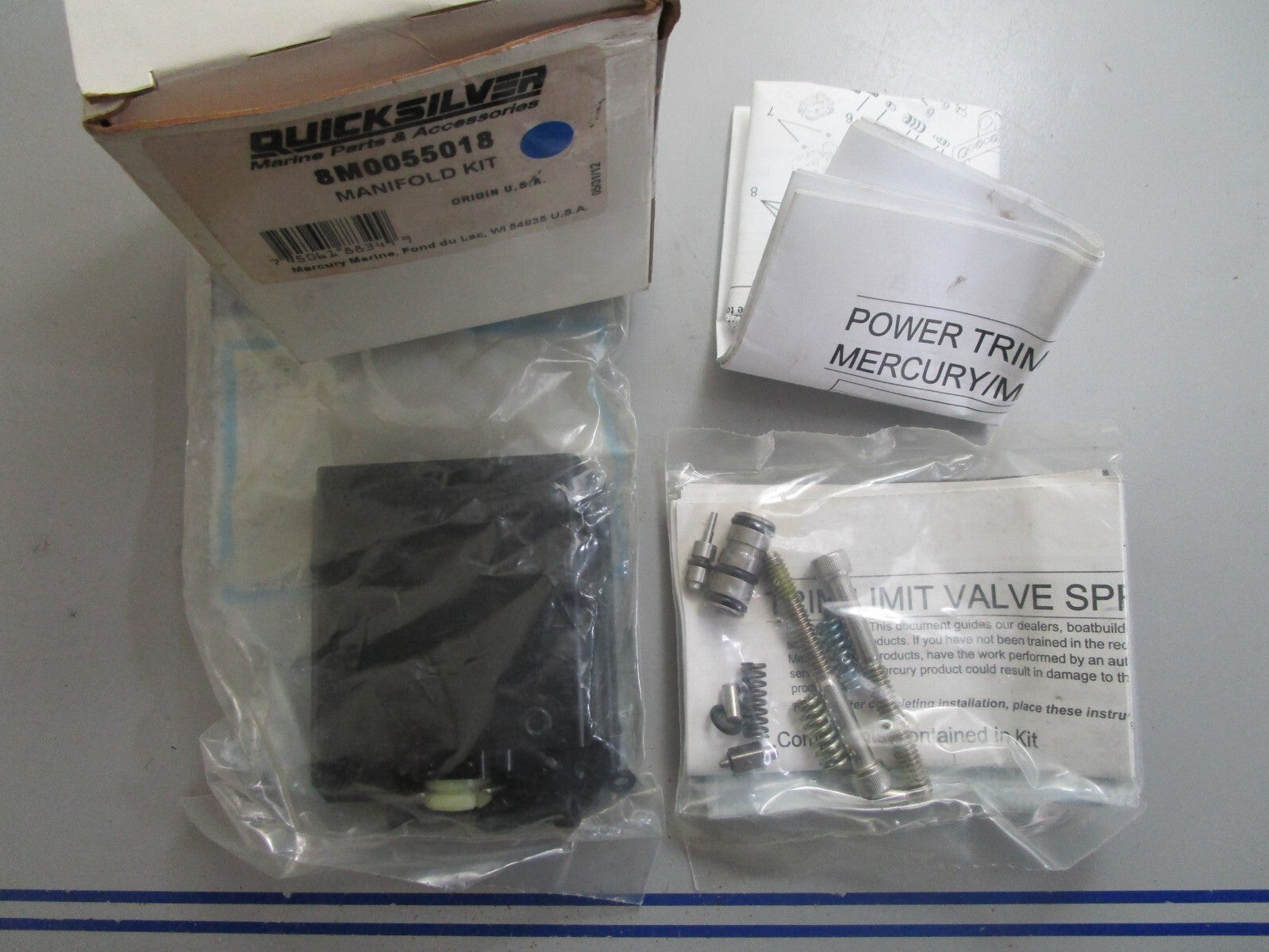 *NEW OEM* 0820 Mercury Quicksilver Manifold Kit 8M0055018