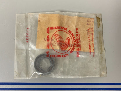 *NEW OEM* 0810 Honda Oil Seal 91201-415-013