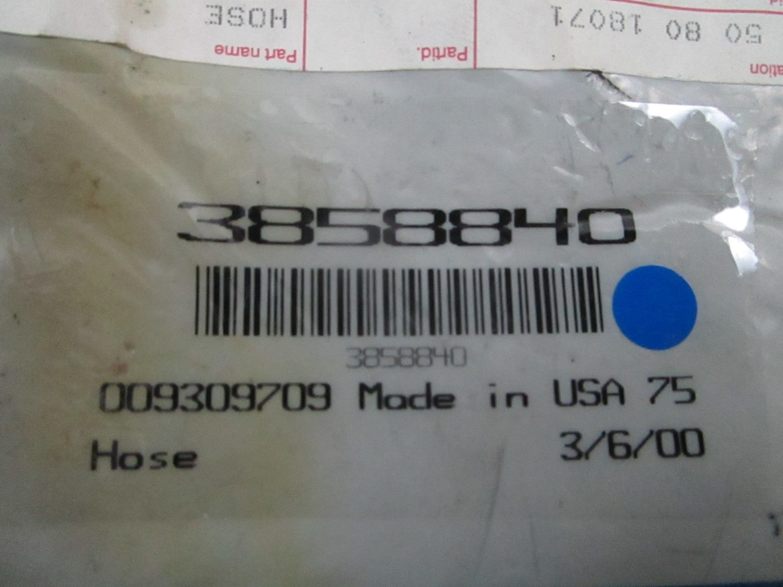 *NEW OEM* 0810 Volvo Penta Hose 3858840