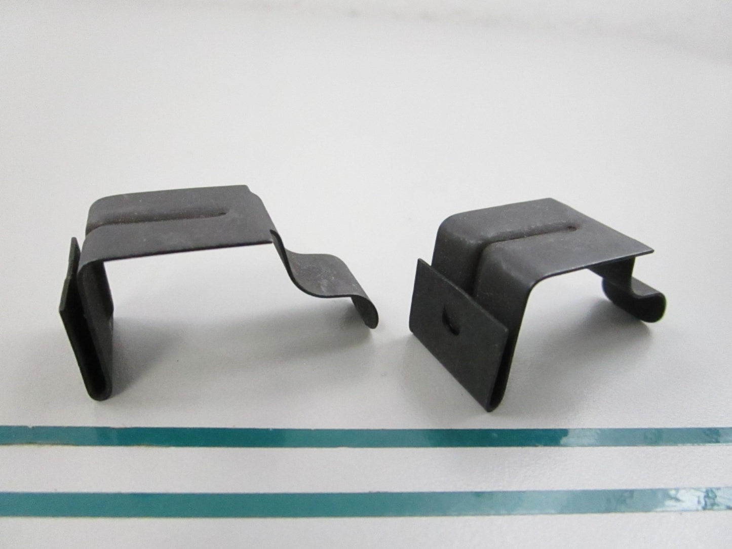 NEW OEM (LOT OF 2) 297092 Whirlpool Spring Clip 0810