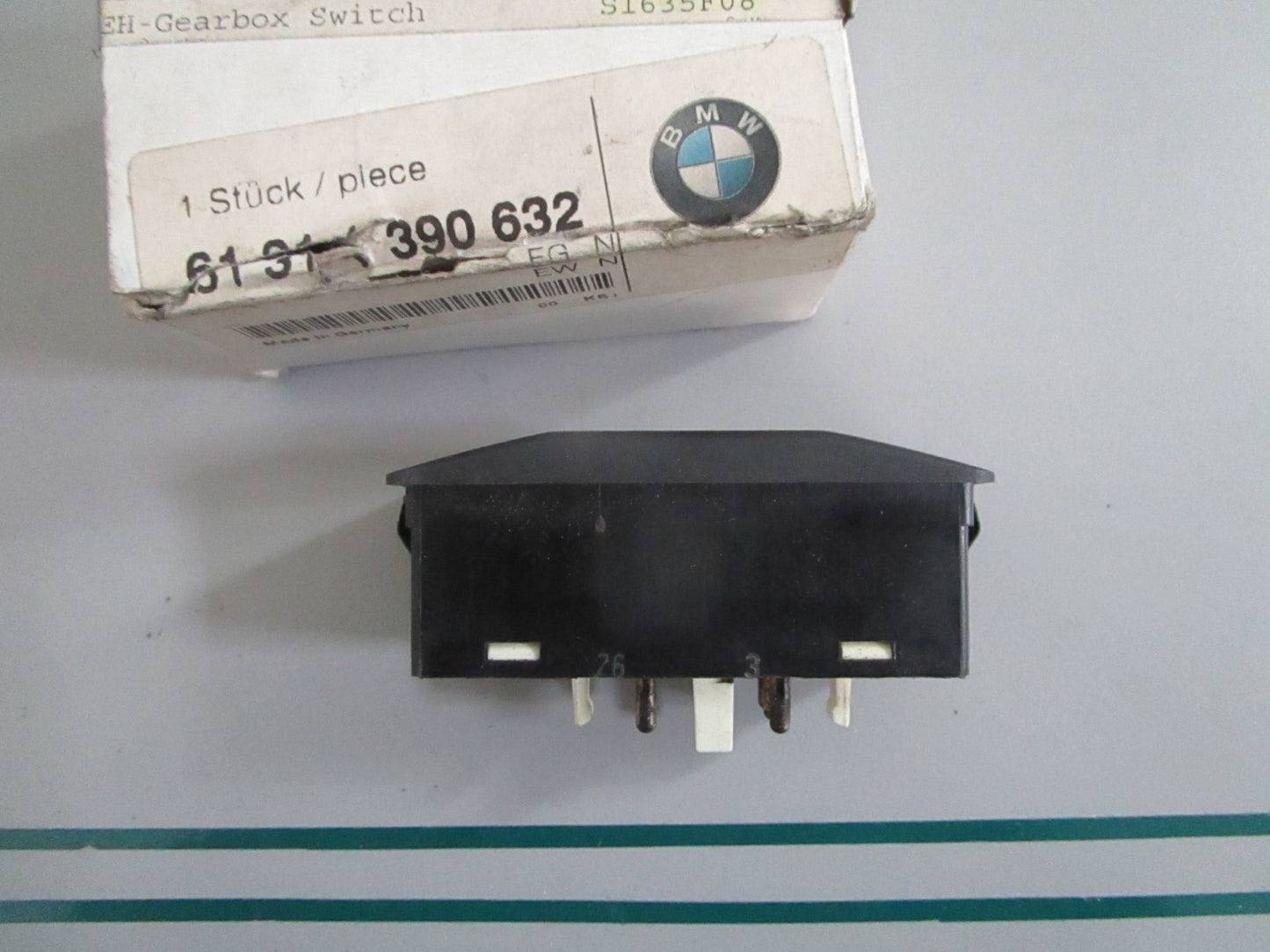 NEW OEM 61311390632 BMW Gearbox Switch 0820