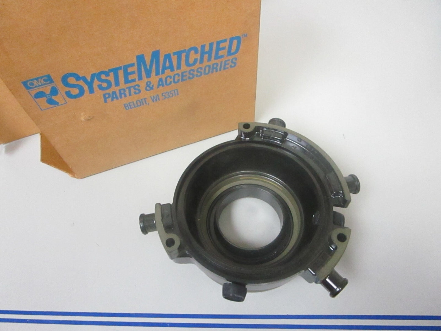 *NEW OEM* 0720 OMC Johnson Evinrude Distributor Cap Housing 382479 0382479