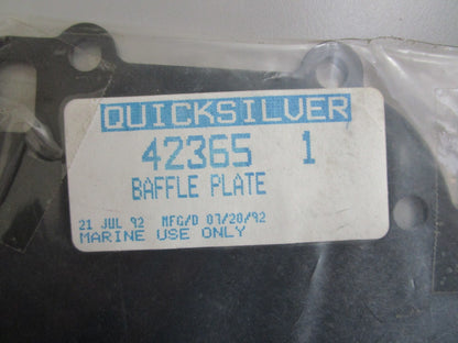 *NEW OEM* 0810 Mercury Quicksilver Cover Plate 423651