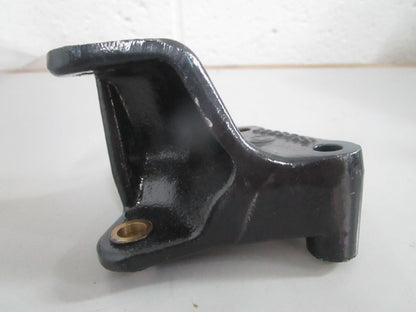 *NEW OEM* 0820 Volvo Penta Mount Bracket 3853666