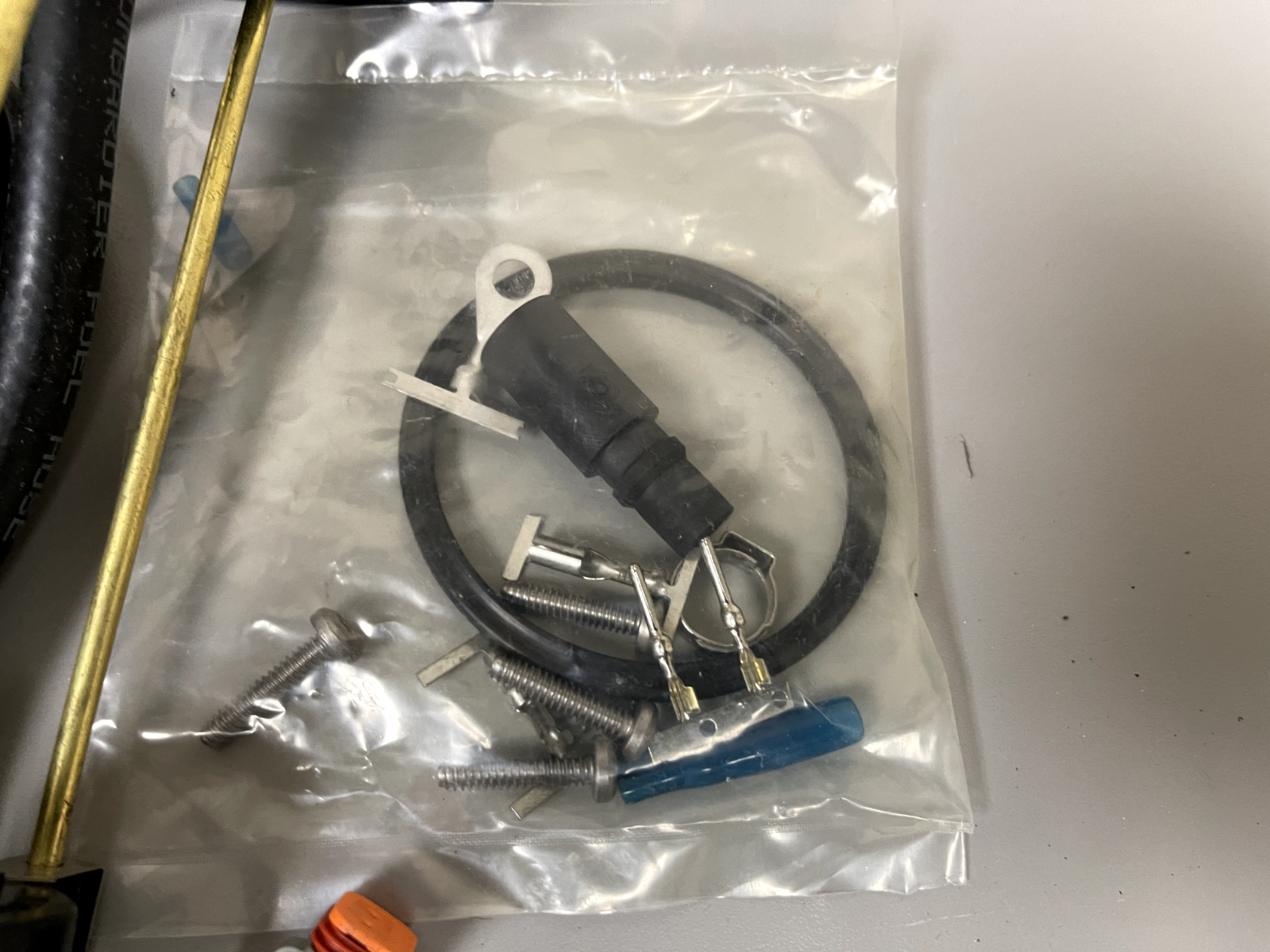 *NEW OEM* 0670 Johnson Evinrude Oil Tank Pick Up Kit 0177303 177303